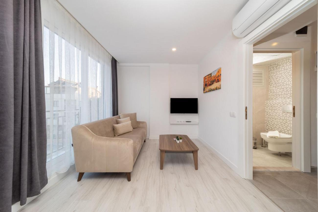 Central Flat With Terrace And View In Muratpasa Daire Antalya